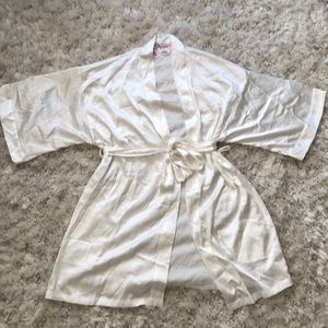 Victoria’s Secret satin robe WT